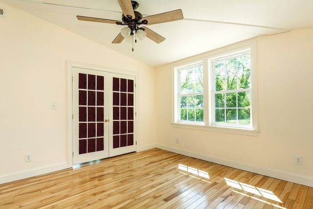 120 &124 Pelletier Lane, Tiverton, RI 02878