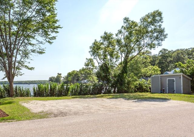 120 &124 Pelletier Lane, Tiverton, RI 02878
