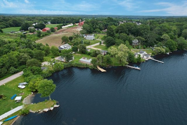 120 &124 Pelletier Lane, Tiverton, RI 02878