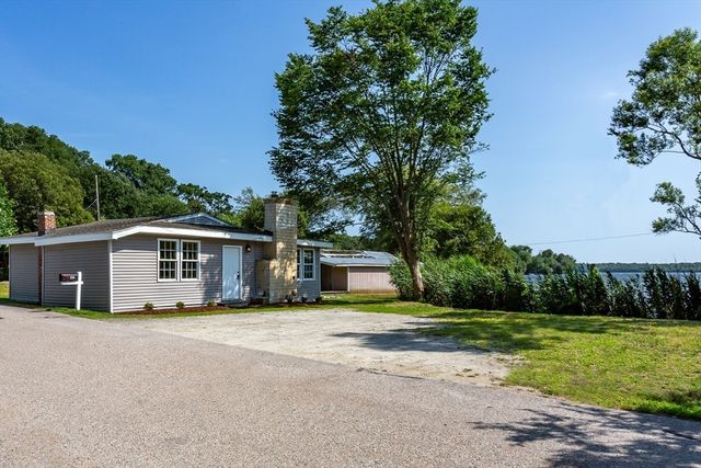 120 &124 Pelletier Lane, Tiverton, RI 02878