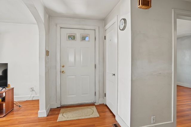 675 Burncoat Street, Worcester, MA 01606