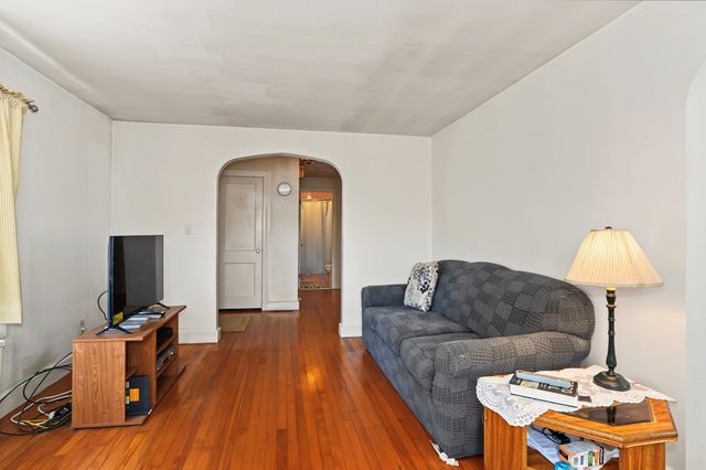 675 Burncoat Street, Worcester, MA 01606