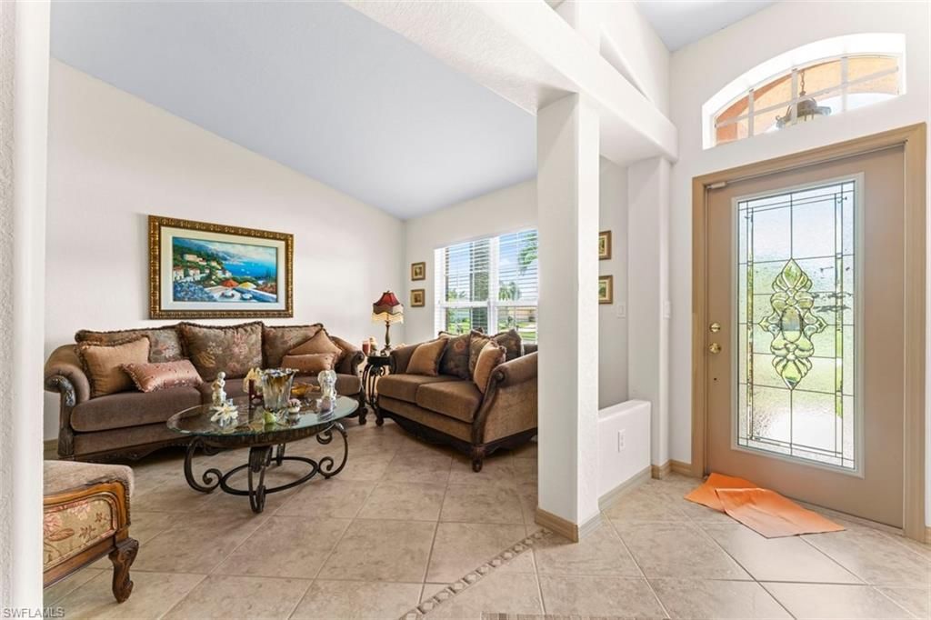 Image 6 of property listing at 1805 SW 4th AVE, Cape Coral, FL 33991