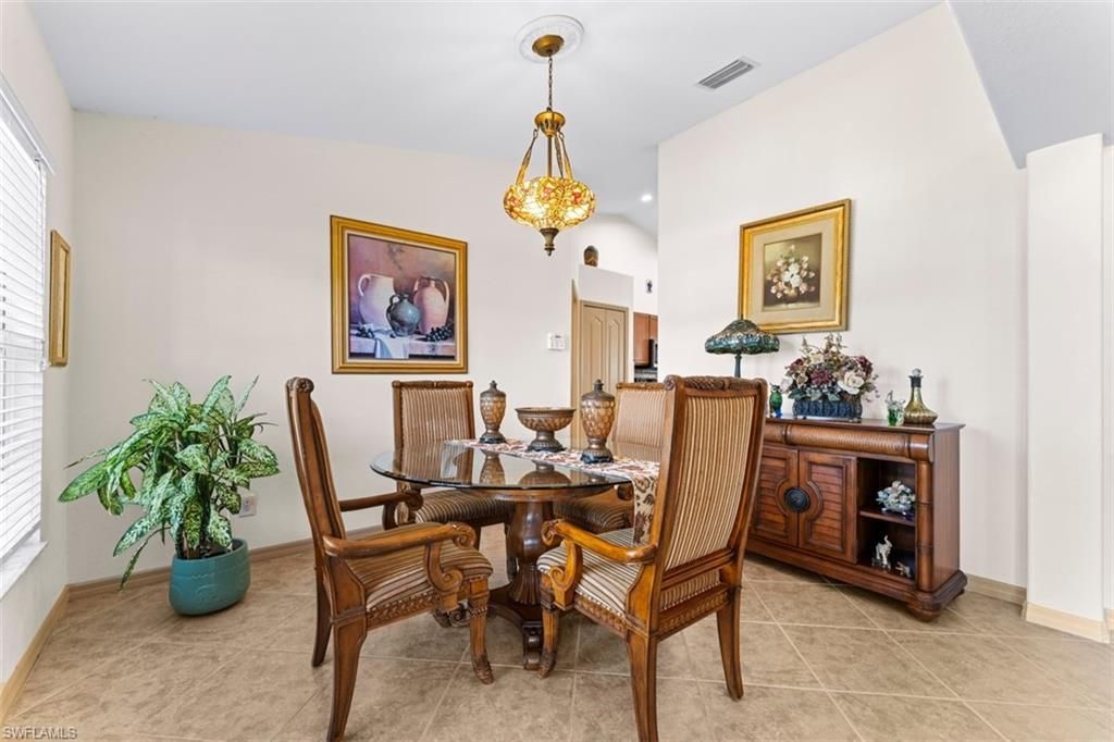 Image 8 of property listing at 1805 SW 4th AVE, Cape Coral, FL 33991