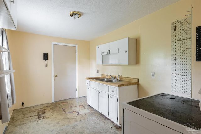 1206 W Brainerd St, Pensacola, FL 32501