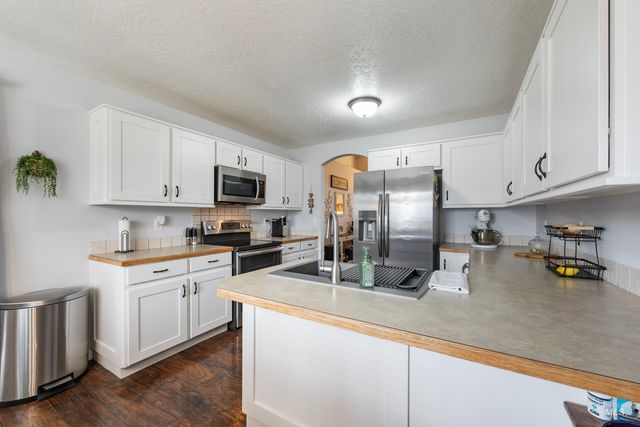 1405 W Meffan Ave, Nampa, ID 83651