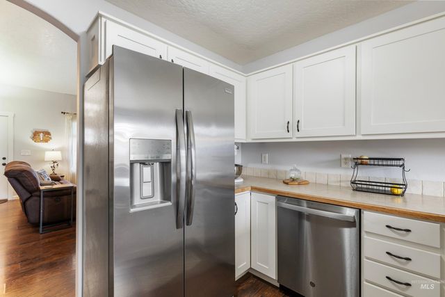 1405 W Meffan Ave, Nampa, ID 83651