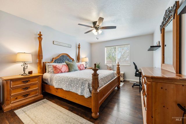 1405 W Meffan Ave, Nampa, ID 83651