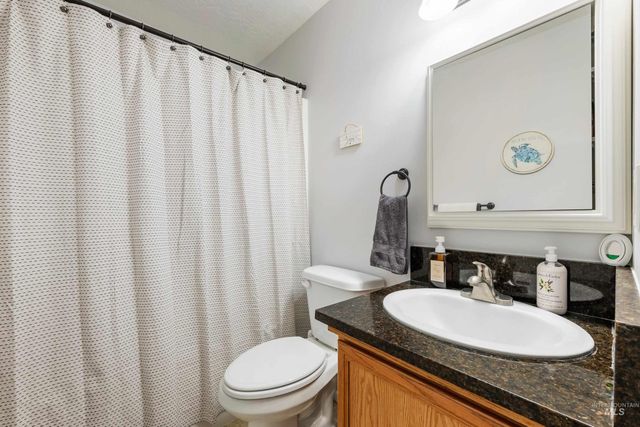 1405 W Meffan Ave, Nampa, ID 83651