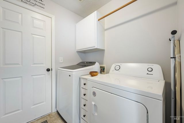 1405 W Meffan Ave, Nampa, ID 83651