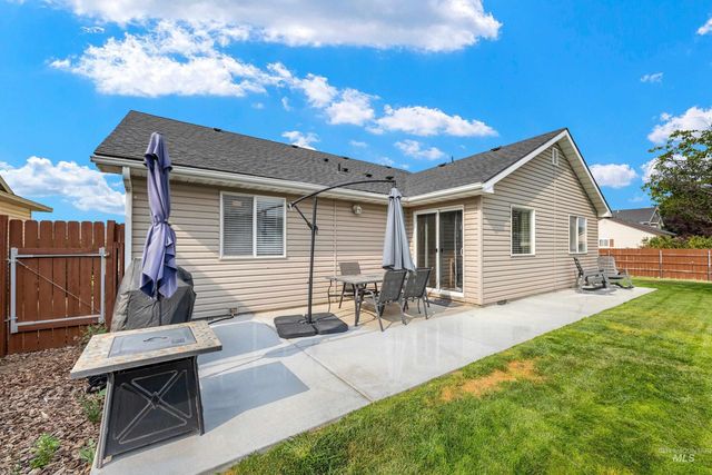 1405 W Meffan Ave, Nampa, ID 83651