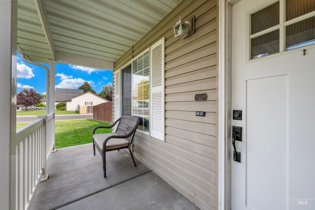 1405 W Meffan Ave, Nampa, ID 83651