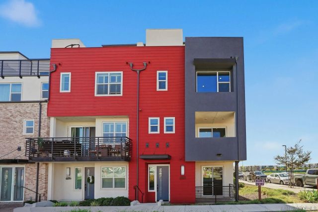 1939 Minimalist Ln, Chula Vista, CA 91915