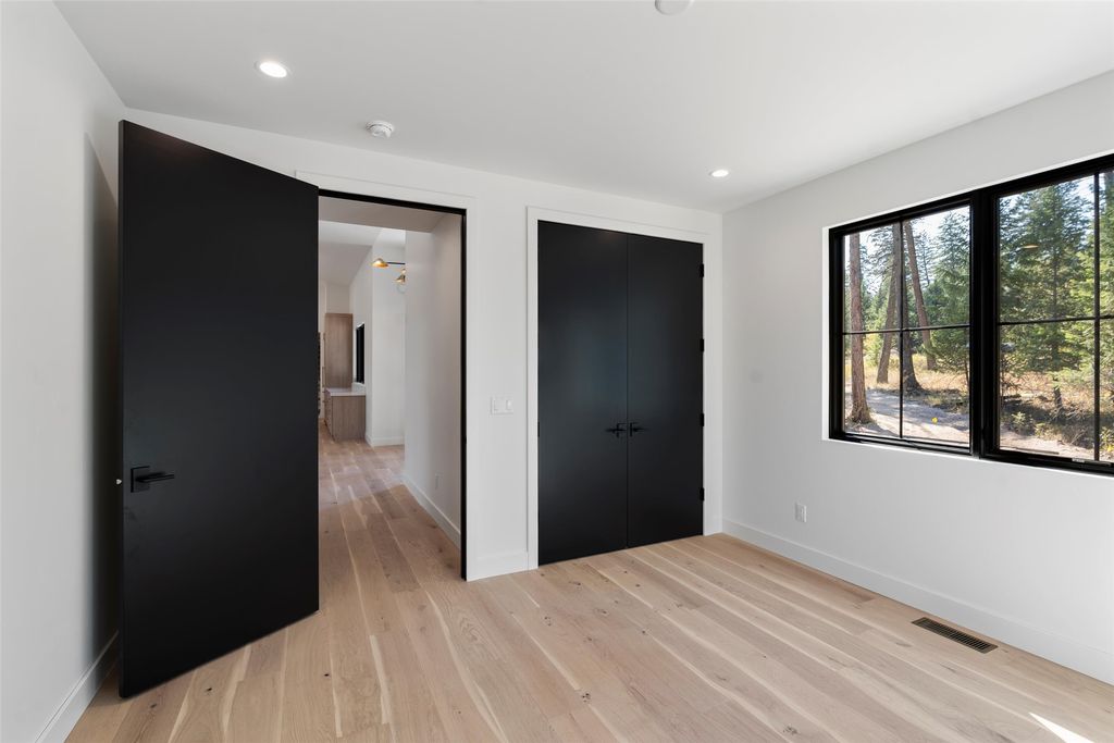 45 Meadow View Court, Whitefish, MT 59937 photo 17