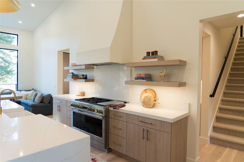 45 Meadow View Court, Whitefish, MT 59937 photo 8