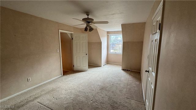 32443 S Burr Oak Drive, Solon, OH 44139