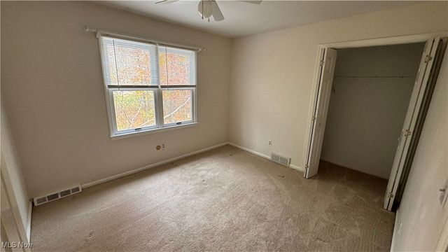 32443 S Burr Oak Drive, Solon, OH 44139