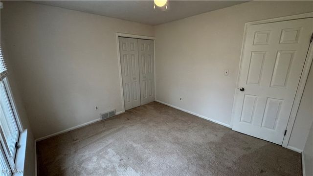 32443 S Burr Oak Drive, Solon, OH 44139