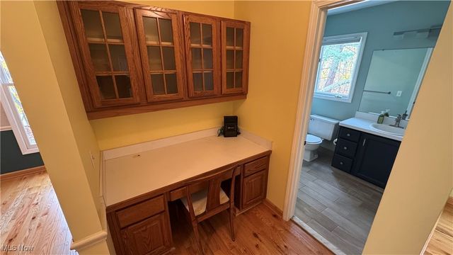 32443 S Burr Oak Drive, Solon, OH 44139