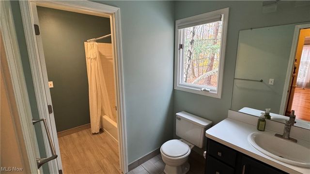 32443 S Burr Oak Drive, Solon, OH 44139