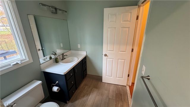 32443 S Burr Oak Drive, Solon, OH 44139