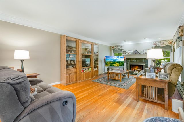 76 Warren Street, Somers, NY 10589