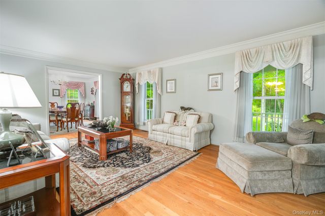 76 Warren Street, Somers, NY 10589