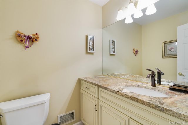 76 Warren Street, Somers, NY 10589