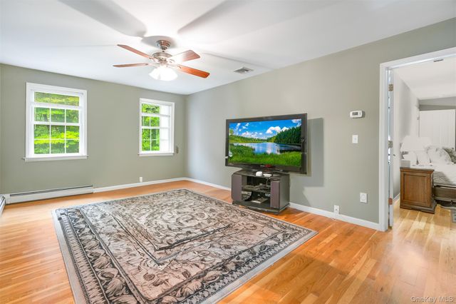 76 Warren Street, Somers, NY 10589