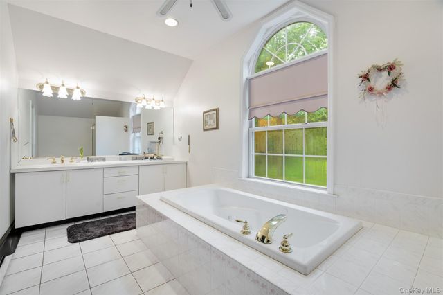 76 Warren Street, Somers, NY 10589