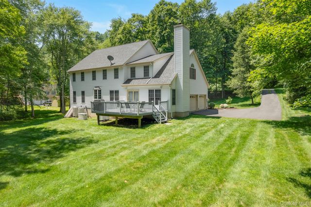 76 Warren Street, Somers, NY 10589