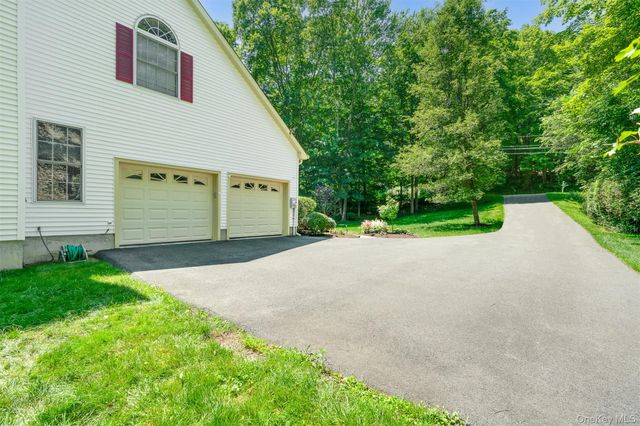 76 Warren Street, Somers, NY 10589