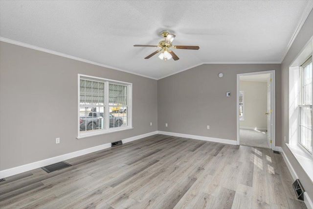 85 Caddy Drive, Salem, NH 03079