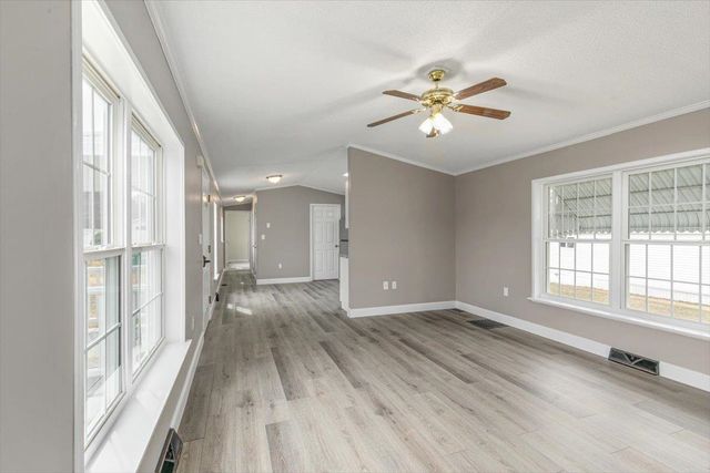 85 Caddy Drive, Salem, NH 03079