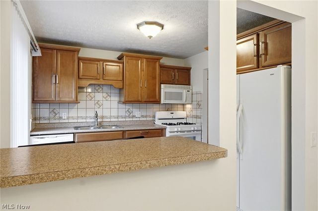 6638 Deer Court, Bedford Heights, OH 44146