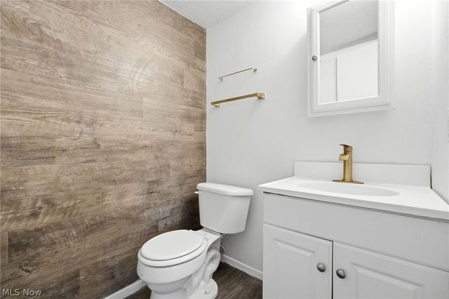6638 Deer Court, Bedford Heights, OH 44146