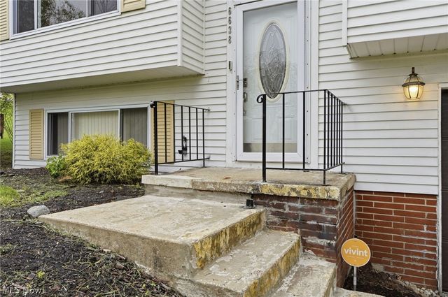 6638 Deer Court, Bedford Heights, OH 44146
