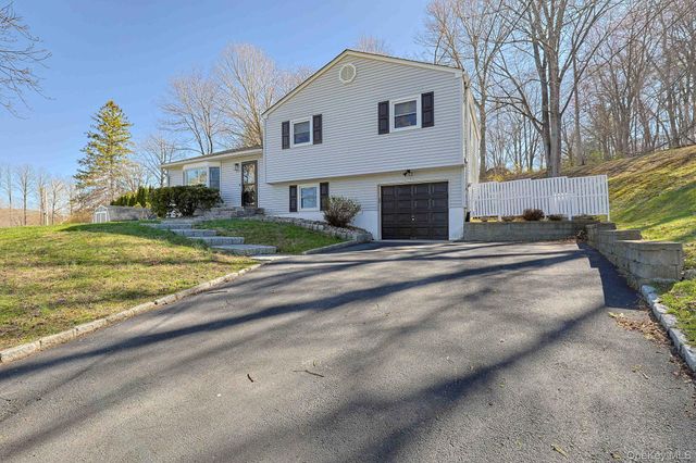 210 Varian Road, Cortlandt Manor, NY 10567