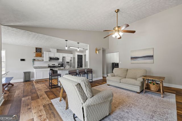 1649 Brays Lake Road, Royston, GA 30662