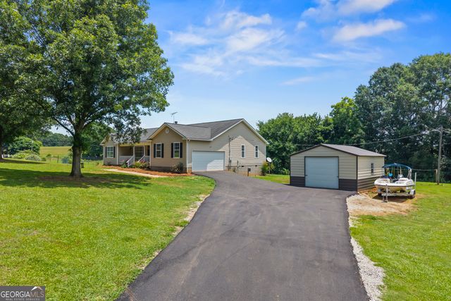 1649 Brays Lake Road, Royston, GA 30662