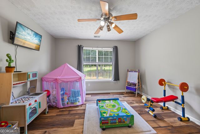 1649 Brays Lake Road, Royston, GA 30662