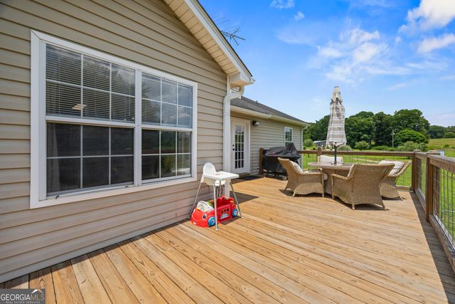 1649 Brays Lake Road, Royston, GA 30662
