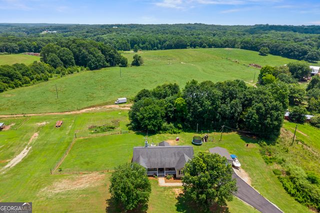 1649 Brays Lake Road, Royston, GA 30662