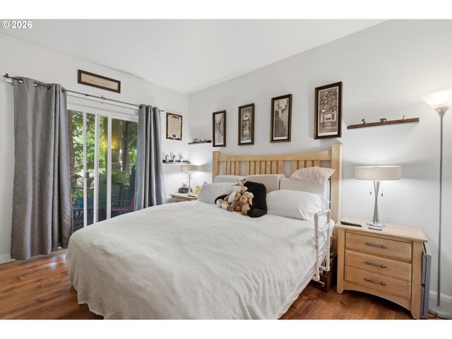 14800 Sw SANDHILL Loop 101, Beaverton, OR 97007