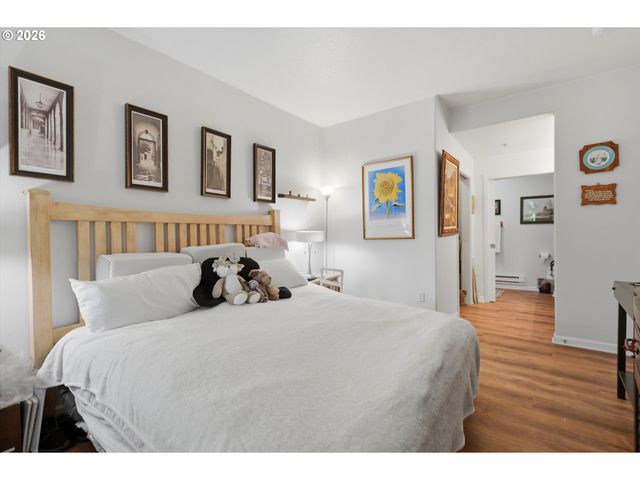 14800 Sw SANDHILL Loop 101, Beaverton, OR 97007