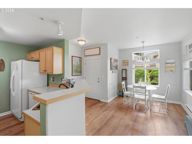 14800 Sw SANDHILL Loop 101, Beaverton, OR 97007
