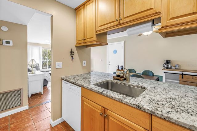 3269 BENEVA ROAD 102, Sarasota, FL 34232