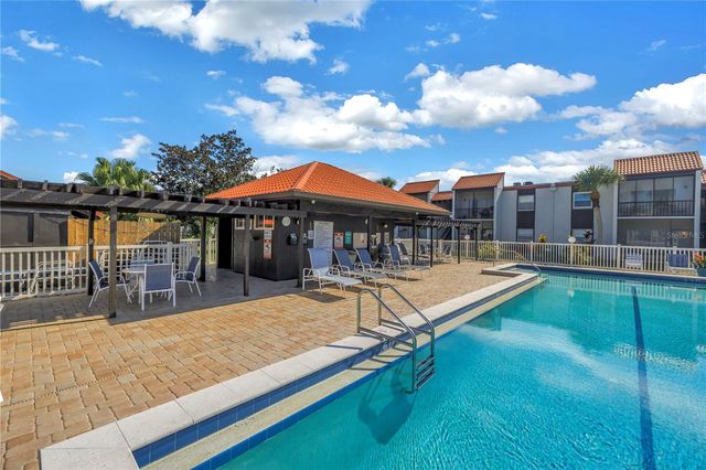 3269 BENEVA ROAD 102, Sarasota, FL 34232