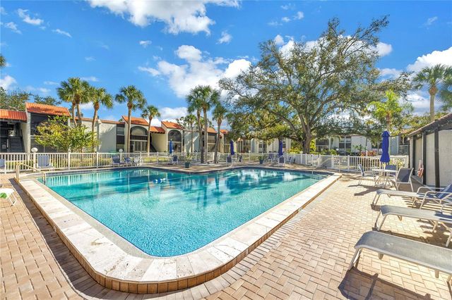 3269 BENEVA ROAD 102, Sarasota, FL 34232