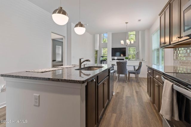 7414 Julius Drive NE, Leland, NC 28451